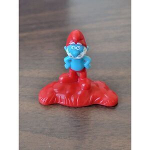 McDonald's 2017 peyo Papa Smurf toy figure